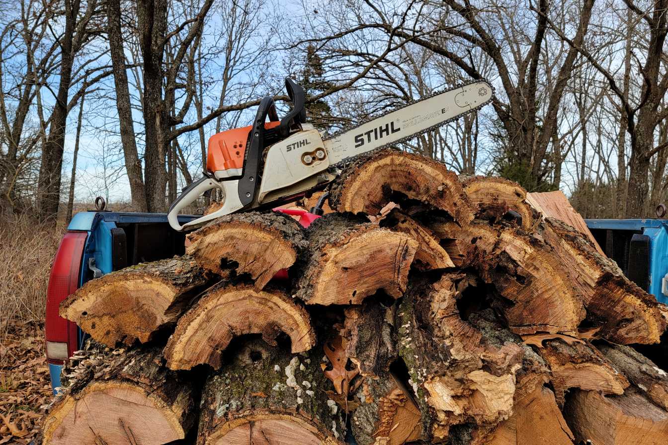 comment-regler-le-ralenti-d-une-tronconneuse-stihl-en-5-etapes-guide-3